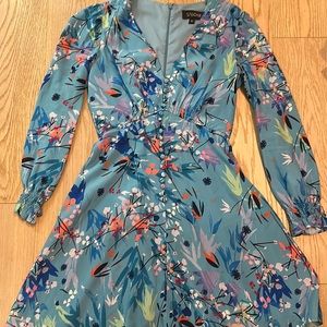 Saloni Size US 4